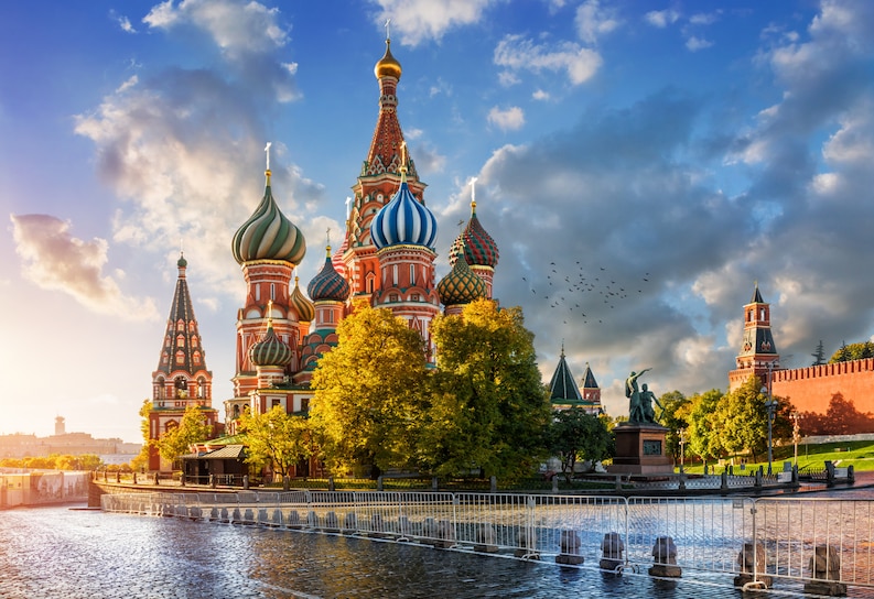 Unveiling the Enigmatic Beauty: Exploring the Treasures of Moscow, Russia