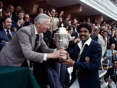 Historical Moments: Memorable Matches and Records from Past Cricket World Cups